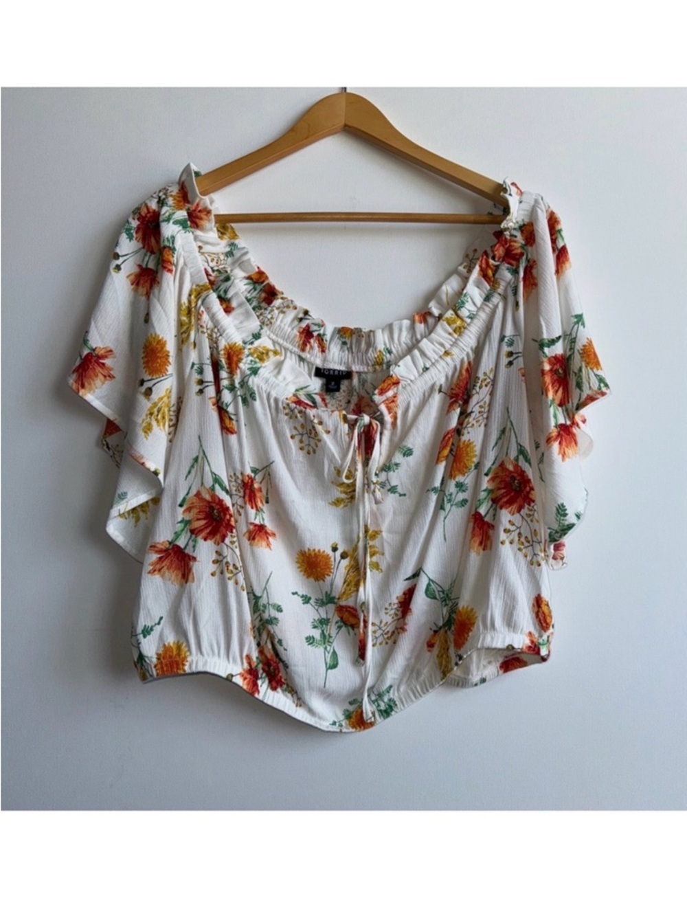 Torrid Off-the-Shoulder Flutter Sleeve Crop Top White Floral 2X Boho Peasant